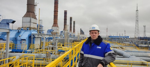 Сменный инженер «Газпром добыча Ноябрьск» Никита Логинов познакомился с производственной базой Ямсовейского месторождения «Газпром добыча Надым»