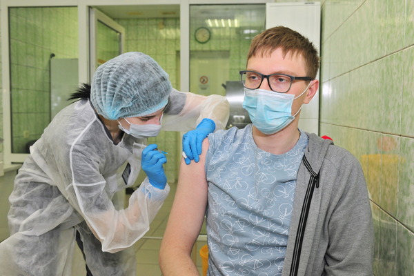 Вакцинация против коронавирусной инфекции работников ООО «Газпром добыча Надым»