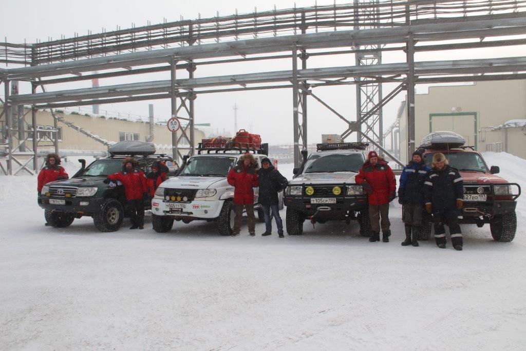 Участники автомобильной экспедиции «Притяжение Арктики — Ямальское кольцо» на Бованенковском НГКМ