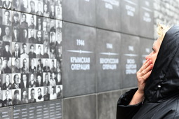 Стена памяти, на которой увековечены родственники жителей Надымского района, принимавшие участие в Великой Отечественной войне