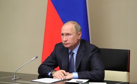 Владимир Путин во время телемоста с Алексеем Миллером. Фото kremlin.ru
