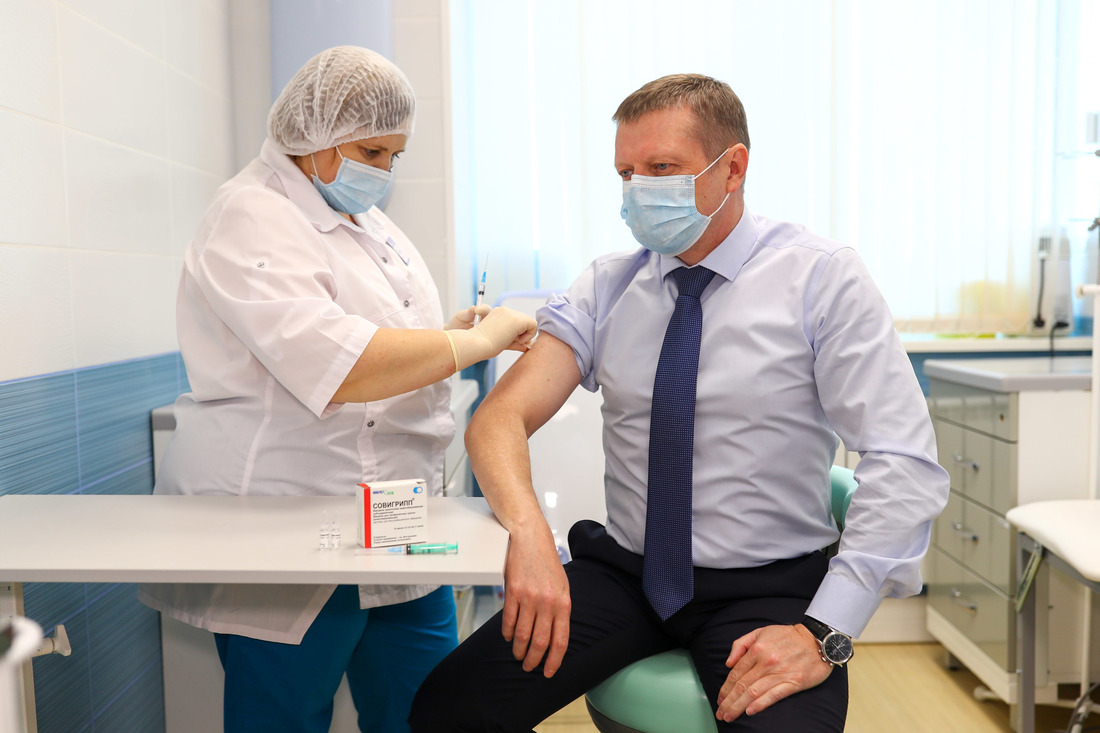 В ООО «Газпром добыча Надым» проходит вакцинация работников против новой коронавирусной инфекции и гриппа