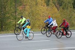 Участники велопробега спортивно-оздоровительного проекта «Арктический путь»