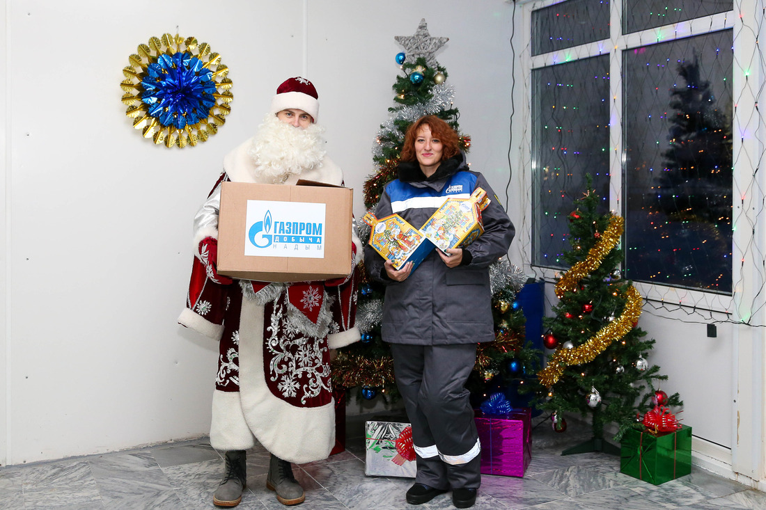 В ходе благотворительной акции «Подарок ребёнку» новогодние сюрпризы получили две тысячи детей