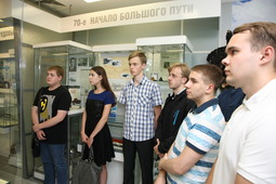 На экскурсии в Центре корпоративной культуры общества «Газпром добыча Надым»