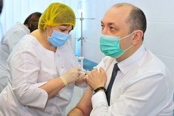 В «Газпром добыча Надым» 5437 работников прошли ревакцинацию против новой коронавирусной инфекции