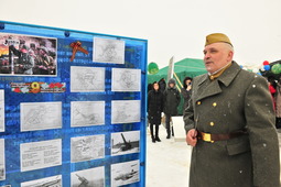 Участники фестиваля провели исторический экскурс, напомнив о сражениях и военных операциях Великой Отечественной войны