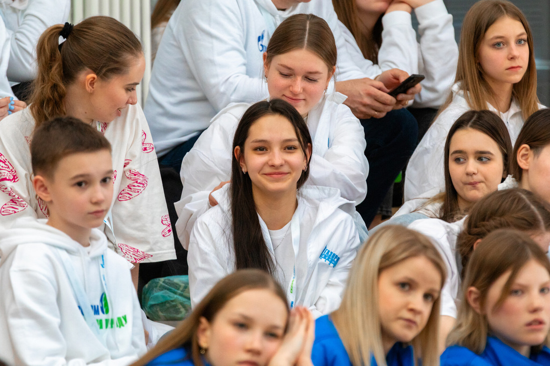 Ежедневно надымчане были вовлечены в работу