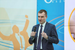 Генеральный директор «Газпром добыча Надым» Дмитрий Щёголев приветствовал участников III корпоративного молодёжного форума «В движении»
