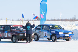 На старте участники заезда в классе А-1600