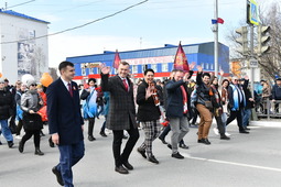 Работники «Газпром добыча Надым» приняли участие в параде-шествии «Победный май»